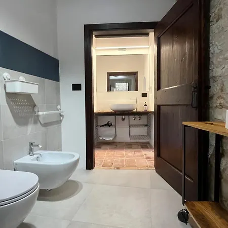 San Pietro Fuori Le Mura 3*